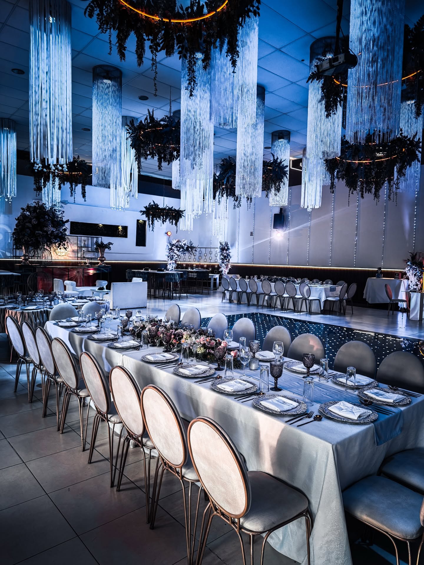 Salón de eventos elegante